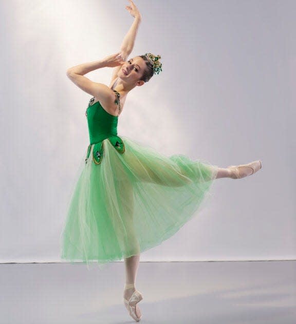 Cincinnati Ballet presents George Balanchine's masterpiece 'Jewels' this weekend at Music Hall's Springer Auditorium.