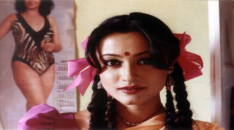 Namrata Shirodkar (Vaastav):  Namrata Shirodkar played Sonia, a prostitute who falls in love with Raghunath, a gangster played by Sanjay Dutt. The crime drama was directed by Mahesh Manjrekar.