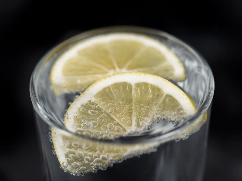  ¿Cuáles son los beneficios de tomar jugo de limón?