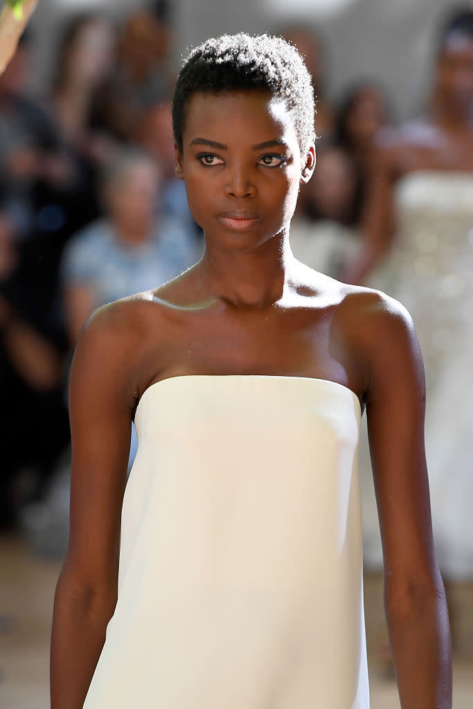 Barely-There — But There — Makeup: Oscar de la Renta