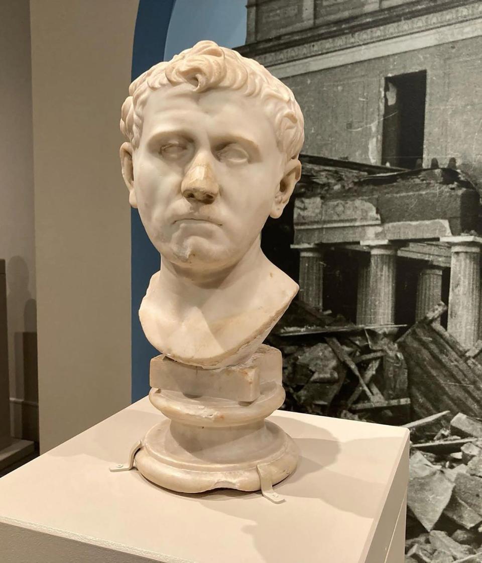 Le buste romain pillé, acheté dans un magasin d'occasion du Texas pour 34,99 $, sera renvoyé en Allemagne avec l'aimable autorisation de Laura Young