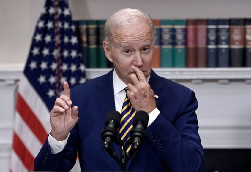 biden student loan photo