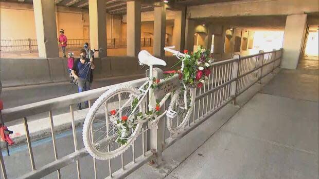 The ghost bike commemorating Mathilde Blais, a 33-year-old cyclist who died in 2014, has been removed and will be displayed in a Quebec City museum. (Radio-Canada - image credit)