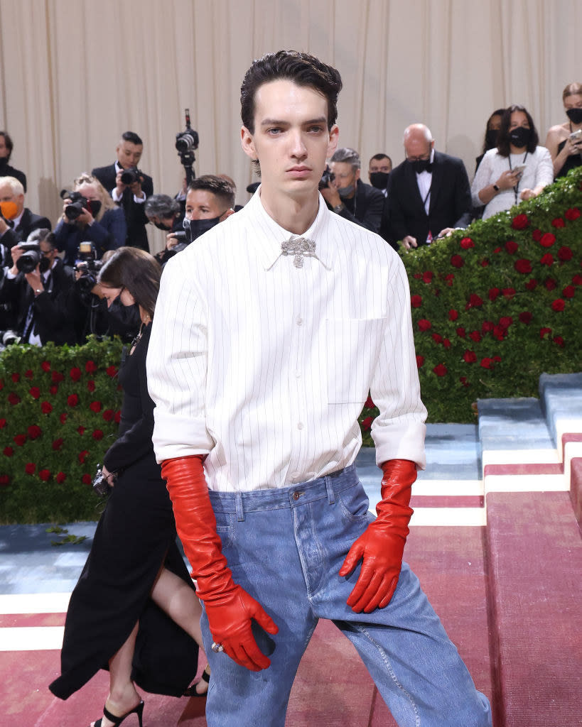 Jeans! JEANS! How was he let on the carpet? 