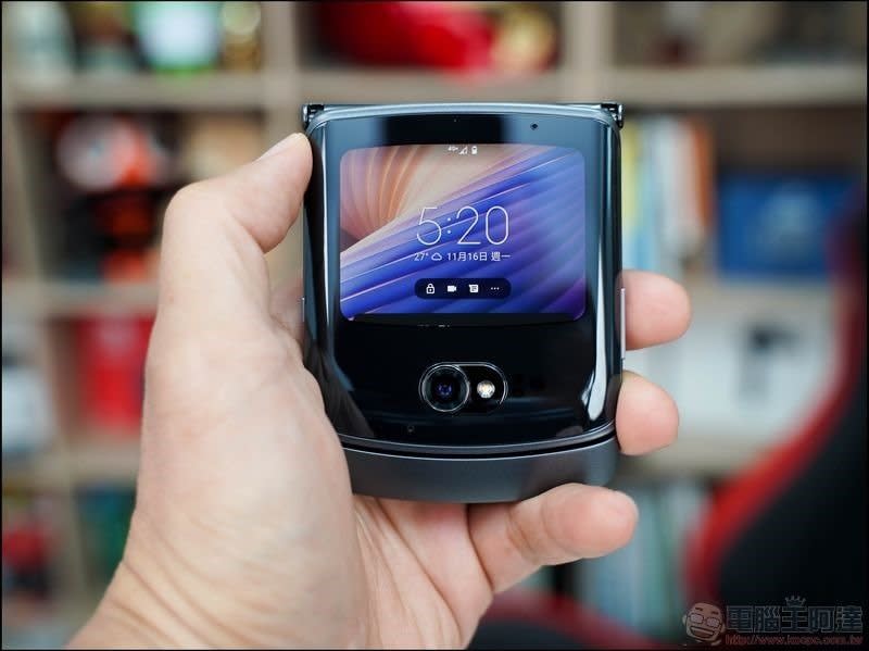 Motorola razr 5G 開箱評測：不只情懷，真正無縫隙折疊螢幕黑科技旗艦