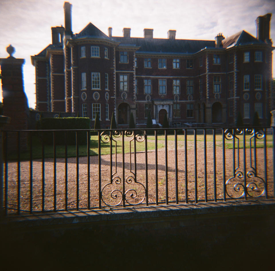 Lomography Diana F+ sample images