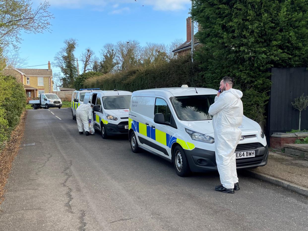 Forensic teams arrive in Sutton (PA)