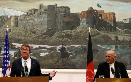 U.S Defense Secretary Ashton Carter (L) speaks during a joint news conference with Afghanistan's President Ashraf Ghani in Kabul, Afghanistan July 12, 2016. REUTERS/Mohammad Ismail