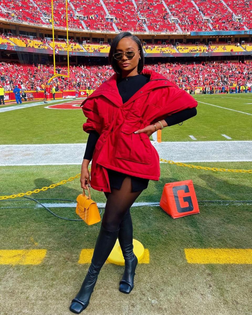 Who Is Travis Kelce S Ex Girlfriend All About Kayla Nicole