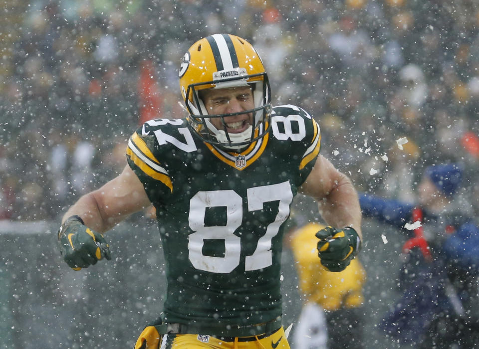 Green Bay Packers' Jordy Nelson reacts after catching a pass for a first down during the second half of an NFL football game against the Houston Texans Sunday, Dec. 4, 2016, in Green Bay, Wis. (AP Photo/Mike Roemer)