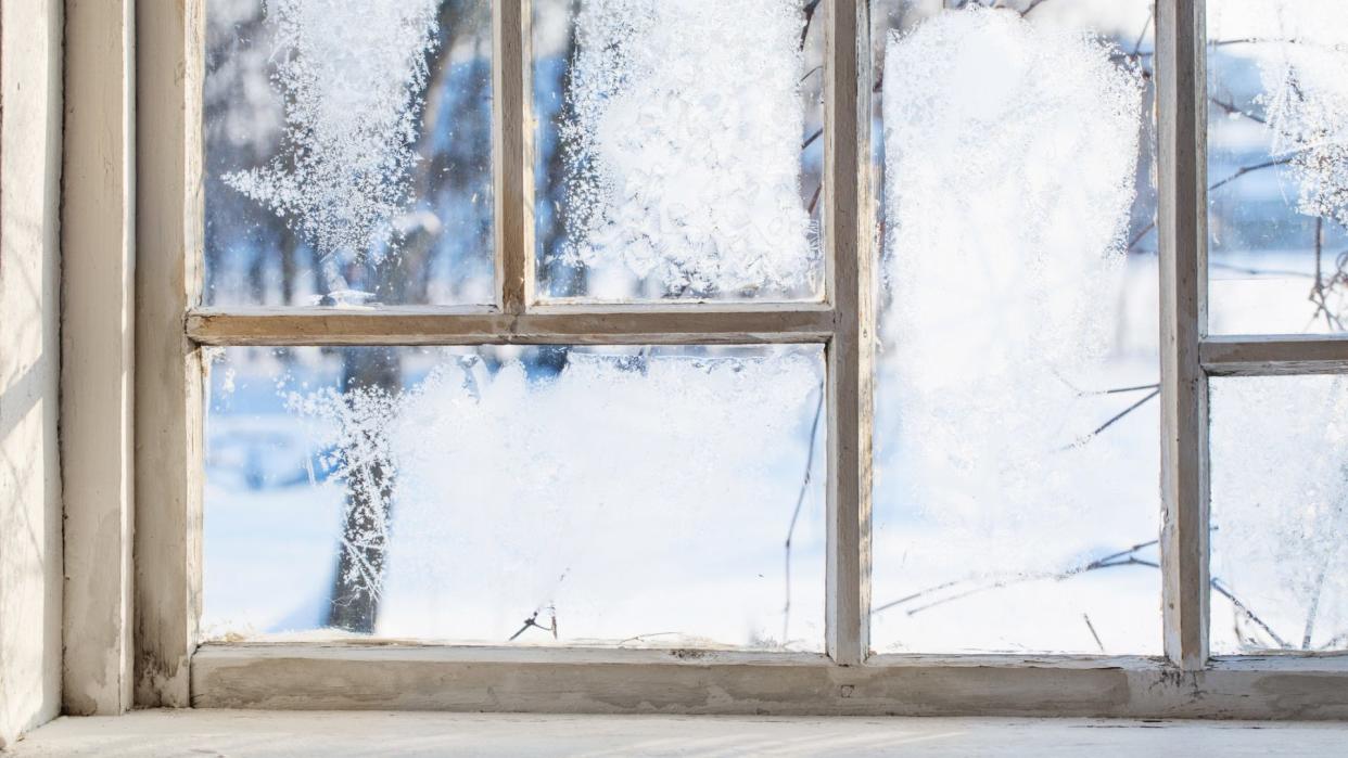 Well maintained windows are just as crucial to the insulation in your walls and play a large role in maintaining the overall comfort of your home.