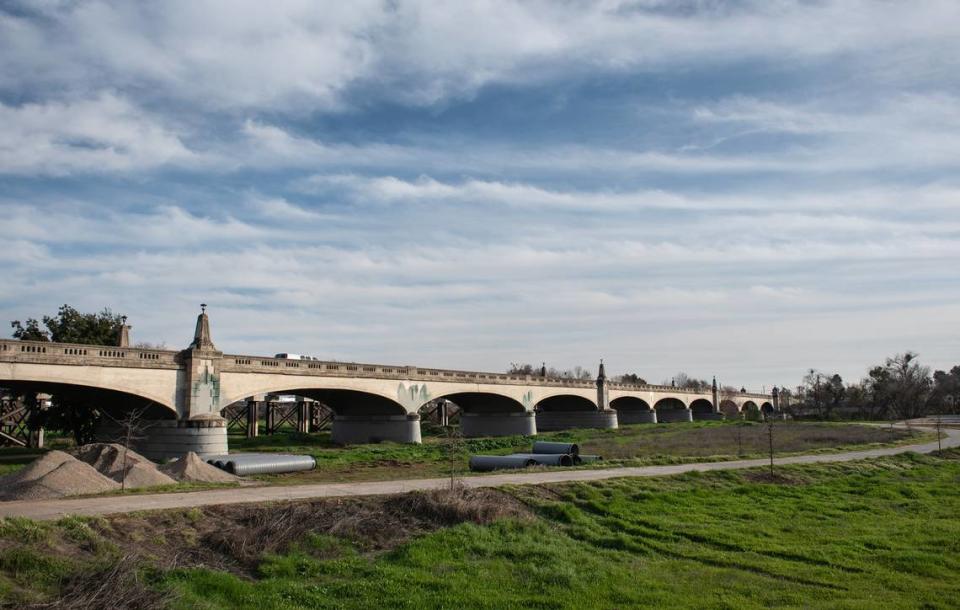 7th Street Bridge in Modesto, Calif., on Friday, Jan. 14, 2022.