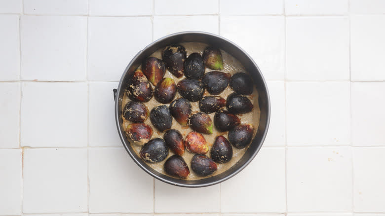 Figs arranged in springform pan