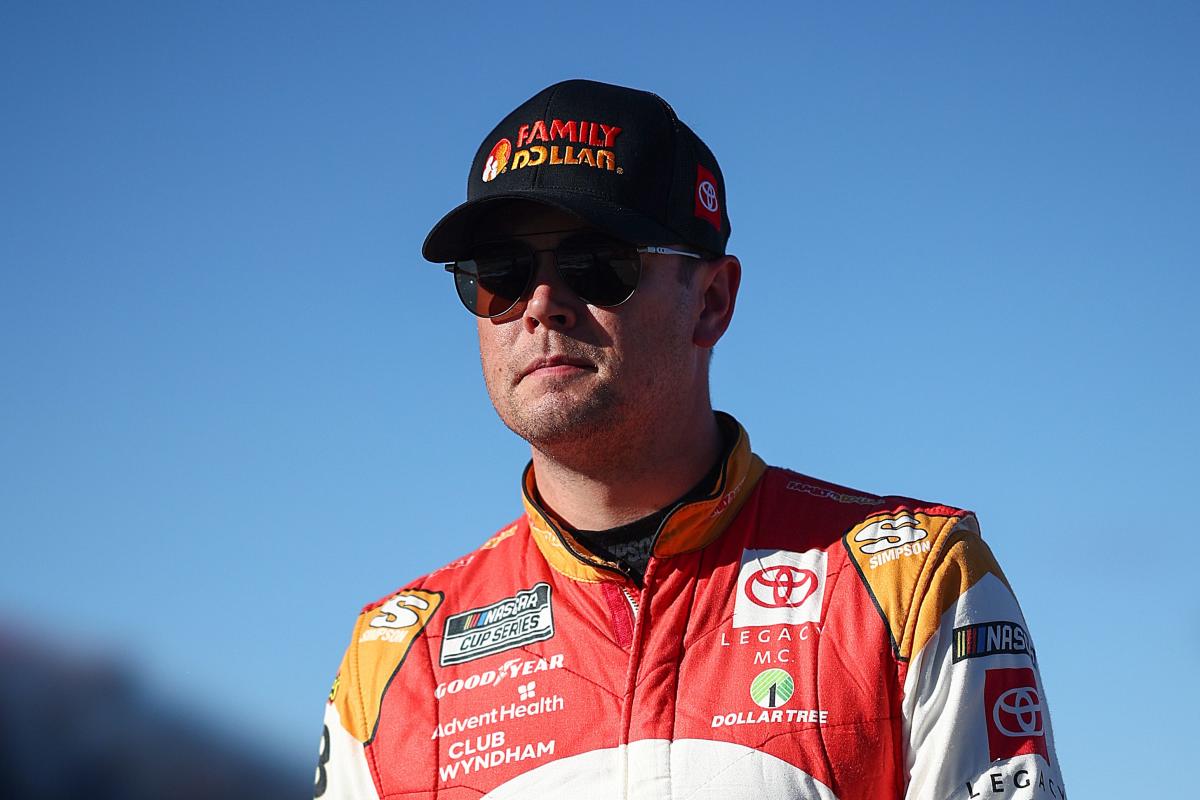 Erik Jones verpasst das NASCAR-Cup-Rennen in Dover, nachdem er sich beim Unfall in Talladega einen Knochenbruch zugezogen hatte