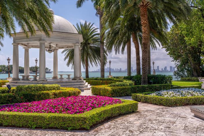 a gazebo at the most expensive home currently for sale in Florida, 18 La Gorce Circle in Miami Beach