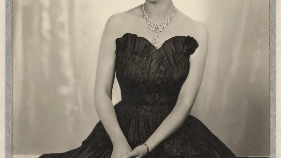 Dorothy Wilding’s first portrait of the new monarch in 1952 had to be retaken after the jewellery and pose were deemed unsuitable to be used on stamps and currency