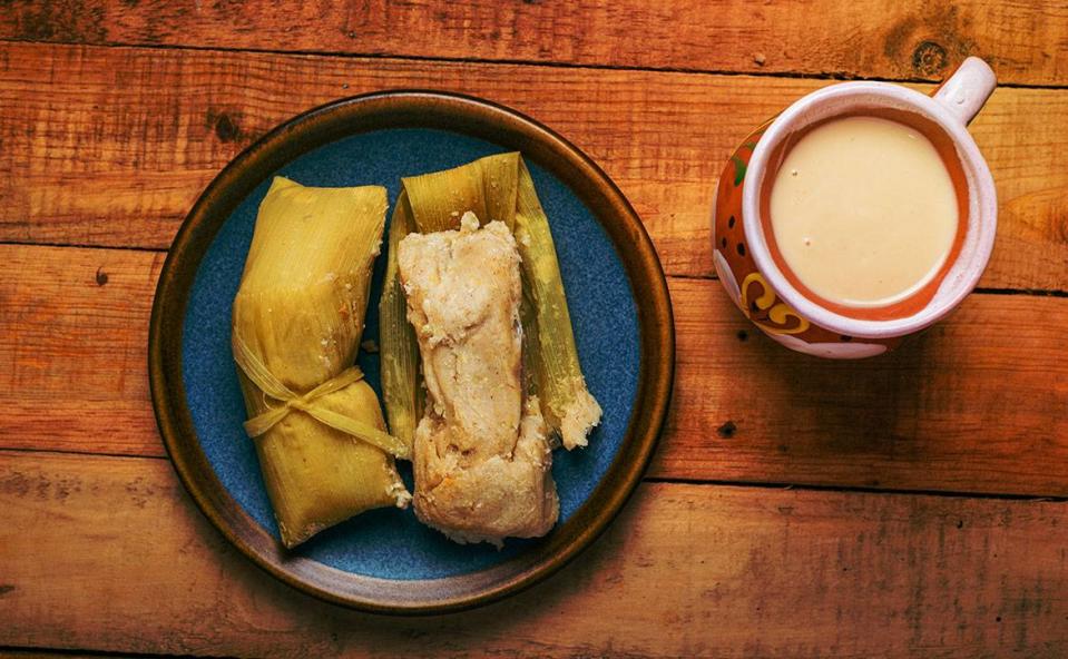 Tamal de elote 是甜的 Tamal，100%極致的玉米香味完全擄獲我的心。圖／margaretaraia@Shutterstock
