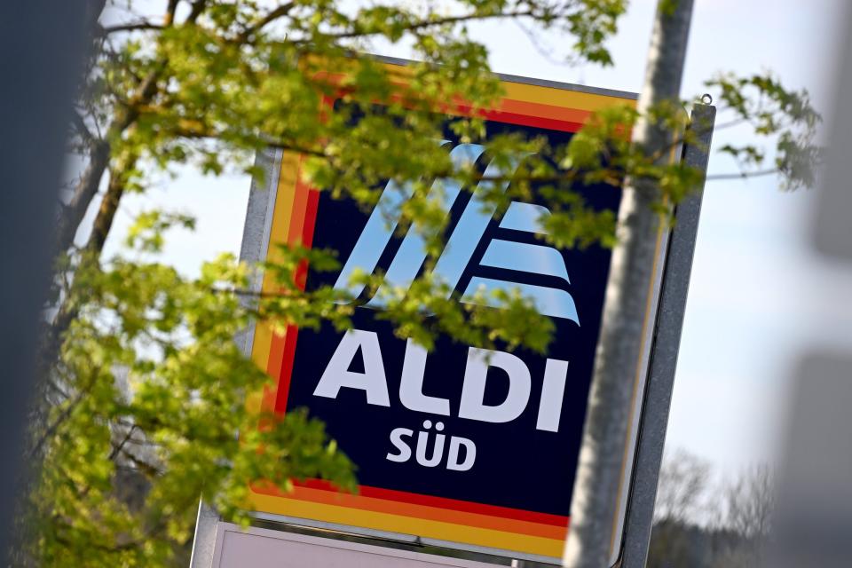 Aldi Süd startet Anfang Juni einen Test mit einem Lieferdienst für frische Lebensmittel in Deutschland. - Copyright: picture alliance / Jens Niering | Jens Niering