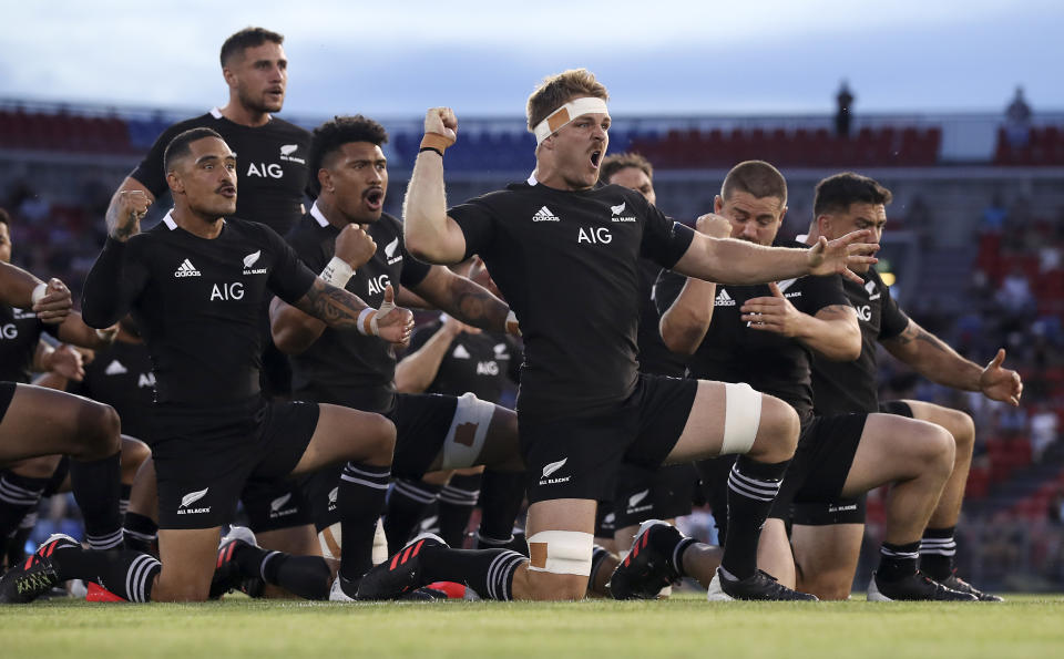 The New Zealand All Blacks perform the haka prior to the 2020 Tri-Nations match between Argentina and the All Blacks in Newcastle, Australia, Saturday, Nov. 28, 2020. (Mark Kolbe/Pool via AP))