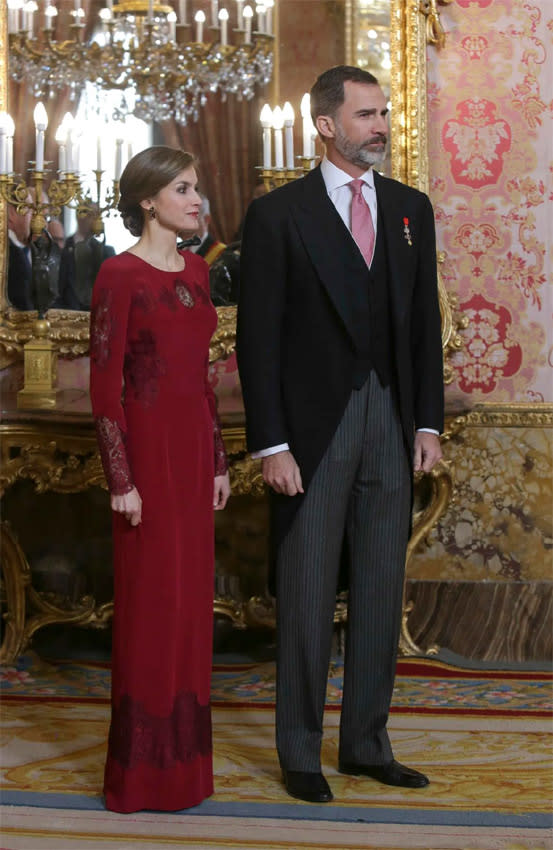 reina-letizia-felipe-varela