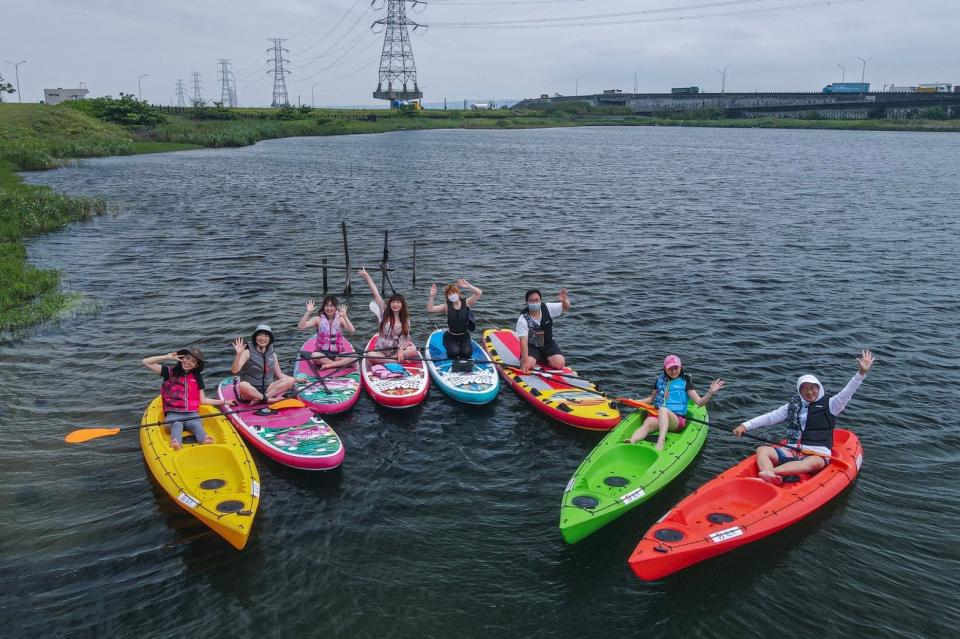 白色秘境化身水上樂園 慶安水道免費暢玩獨木舟、SUP