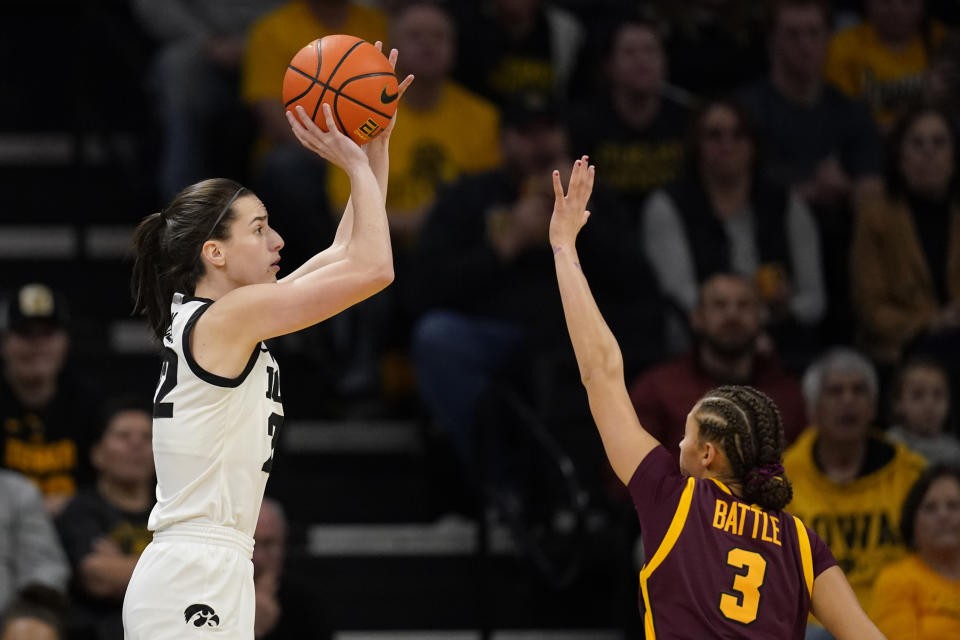 Caitlin Clark Big Ten's alltime assist leader, No. 4 Iowa