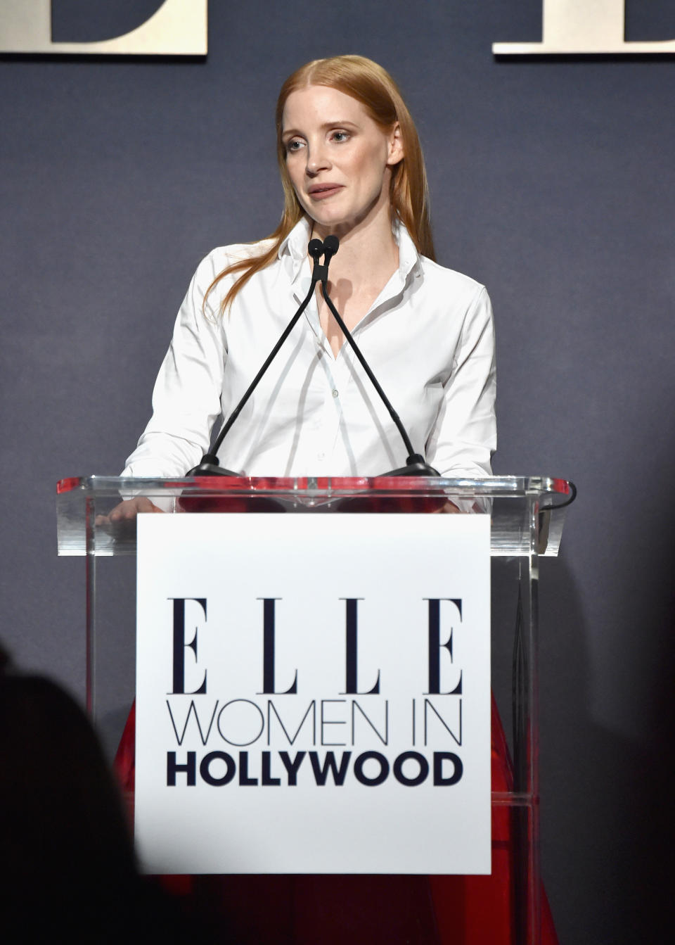 Jessica Chastain speaks at the <em>Elle</em> Women in Hollywood Awards in L.A. on Oct. 16, 2017. (Photo: Getty Images)