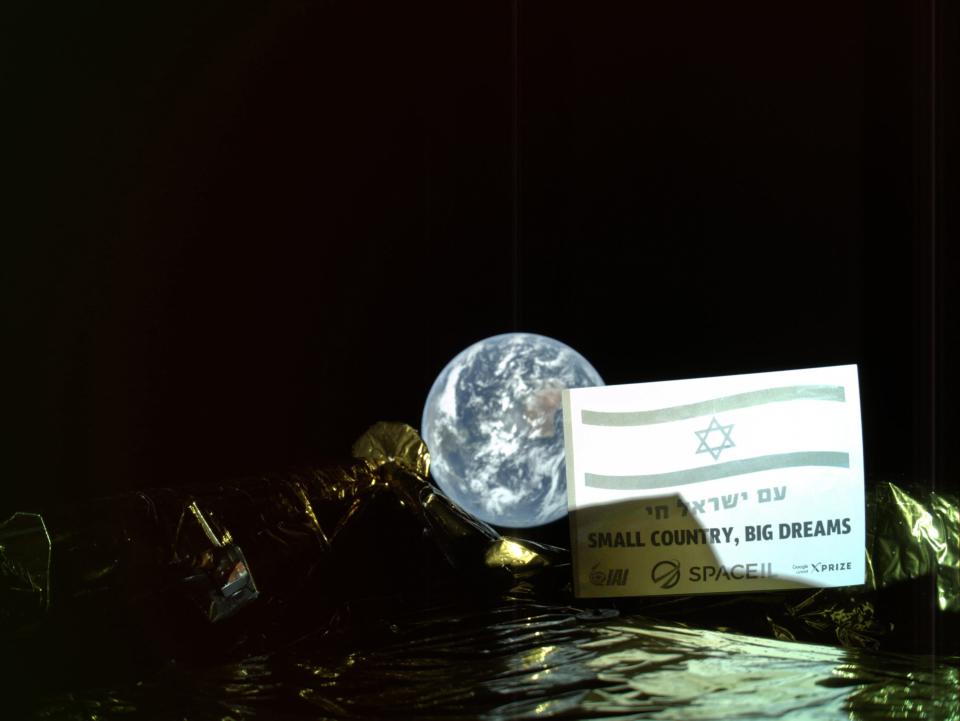 israel moon lunar lander beresheet selfie planet earth space spaceil