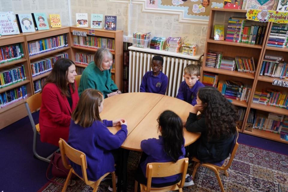 Eastern Daily Press: Former Labour acting leader Harriet Harman joined her party's prospective parliamentary candidate Alice Macdonald in a visit to Magdalen Gates Primary School and Nursery