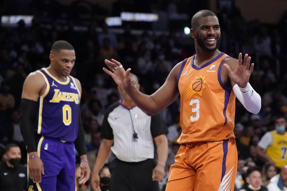 Phoenix Suns guard Chris Paul (3) argues a call during the first half of an NBA basketball game against the Los Angeles Lakers, Friday, Oct. 22, 2021, in Los Angeles. (AP Photo/Marcio Jose Sanchez)