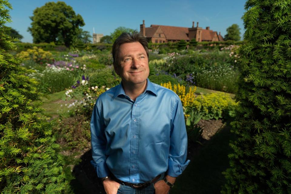 Alan Titchmarsh is among gardening greats to have criticised current trends for rewilding green spaces (SpunGold TV Ltd)