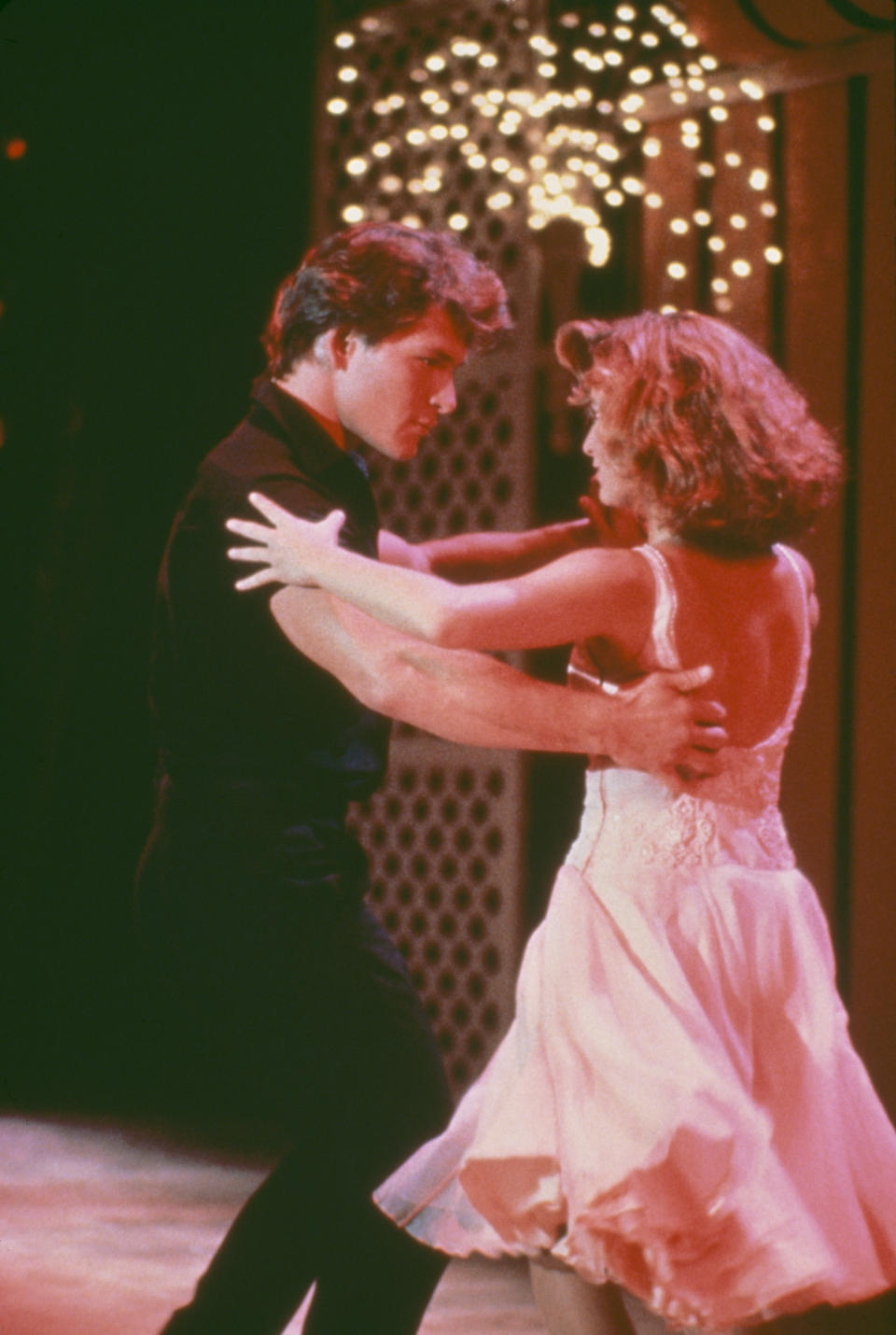 American actors Patrick Swayze (1952 - 2009) and Jennifer Grey star in the film 'Dirty Dancing', 1987. (Photo by /Getty Images)