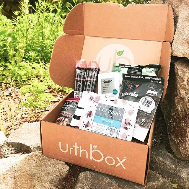 1) UrthBox