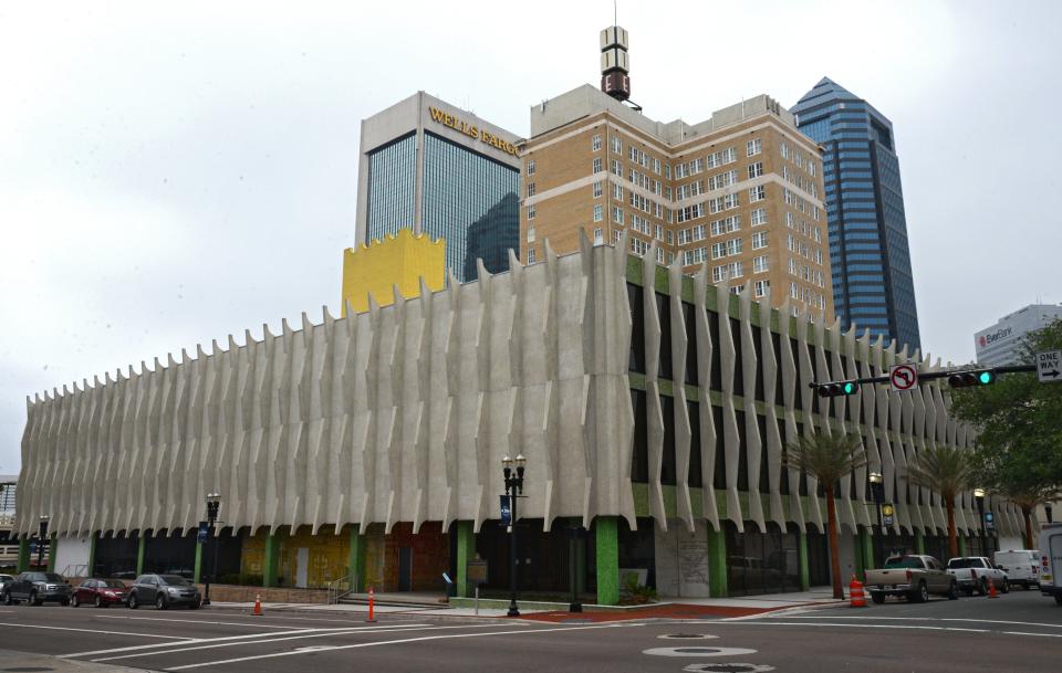 Taylor Hardwick designed the Haydon Burns Library, which opened in 1965. When the city opened a new library, it was saved from destruction and turned it into the Jessie Ball duPont Center for nonprofits.