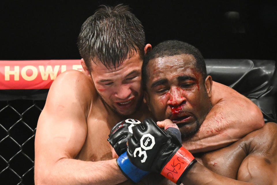 Kazakh mixed martial artist Shavkat Rakhmonov (L) fights USA’s mixed martial artist Geoff Neal during their Ultimate Fighting Championship (UFC) 285 mixed martial arts event at T-Mobile Arena, in Las Vegas, Nevada, on March 4, 2023. (Photo by Patrick T. Fallon / AFP) (Photo by PATRICK T. FALLON/AFP via Getty Images)