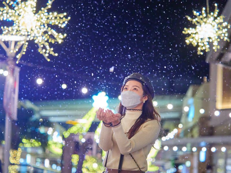 ▲聖誕村降雪美景已成每年經典。（圖／華泰名品城提供）