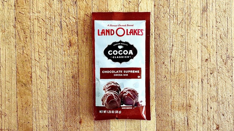 Land O'Lakes hot cocoa packet