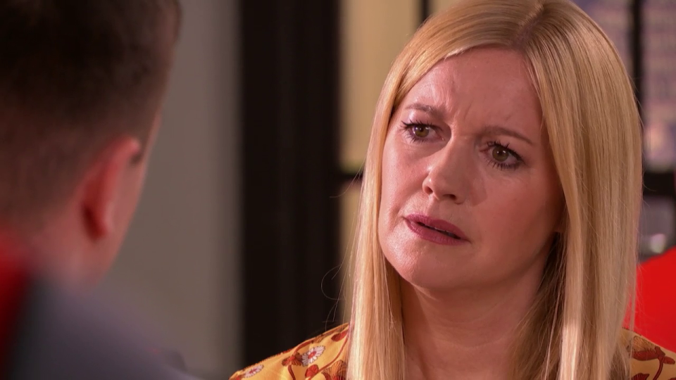 diane hutchinson visits finn o'connor in hollyoaks