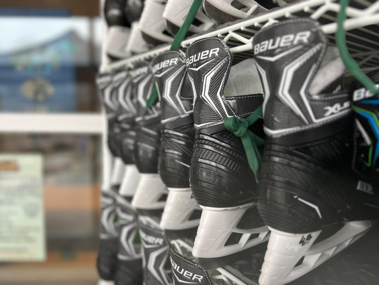 The program offers 85 skates of all different sizes, as well as helmets and 