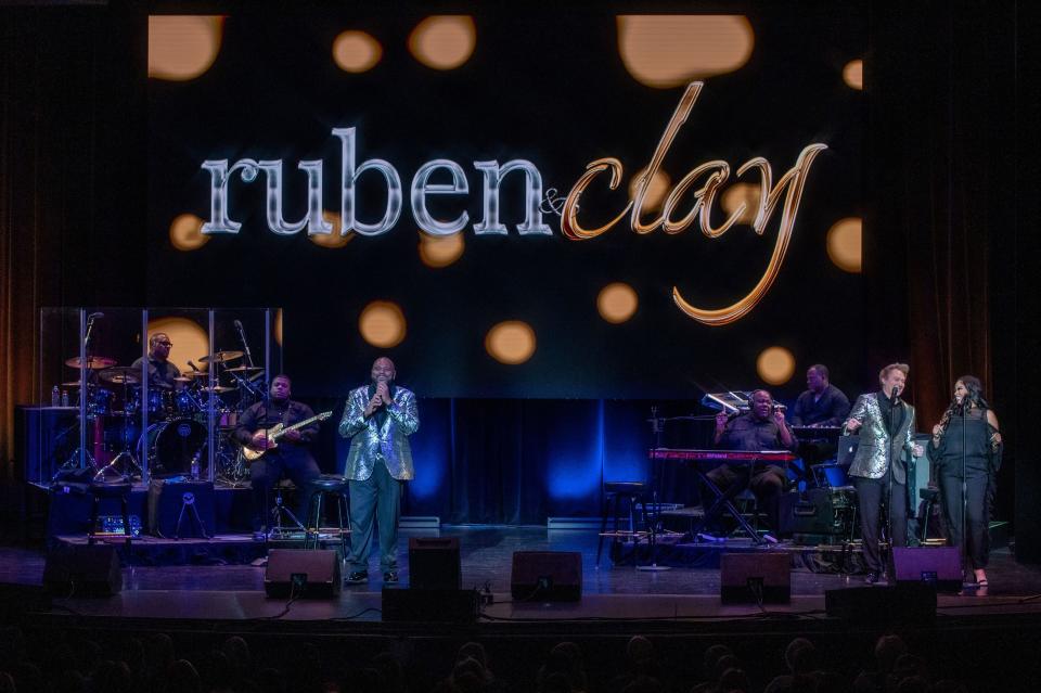 Ruben Studdard and Clay Aiken share the stage in a tour headed here.