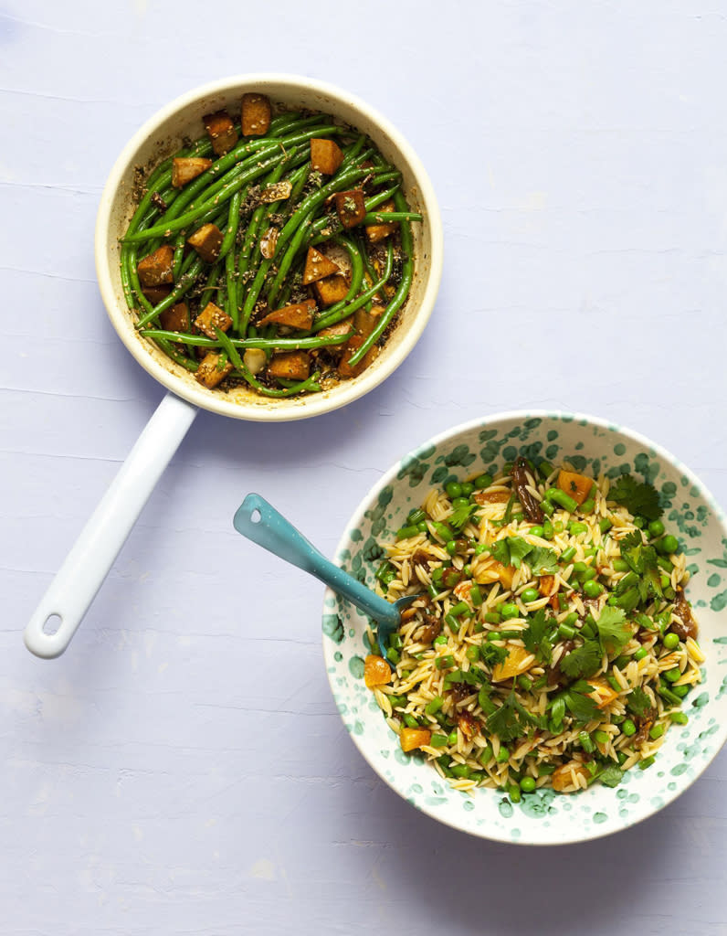 Haricots verts sautés, tofu fumé et sésame