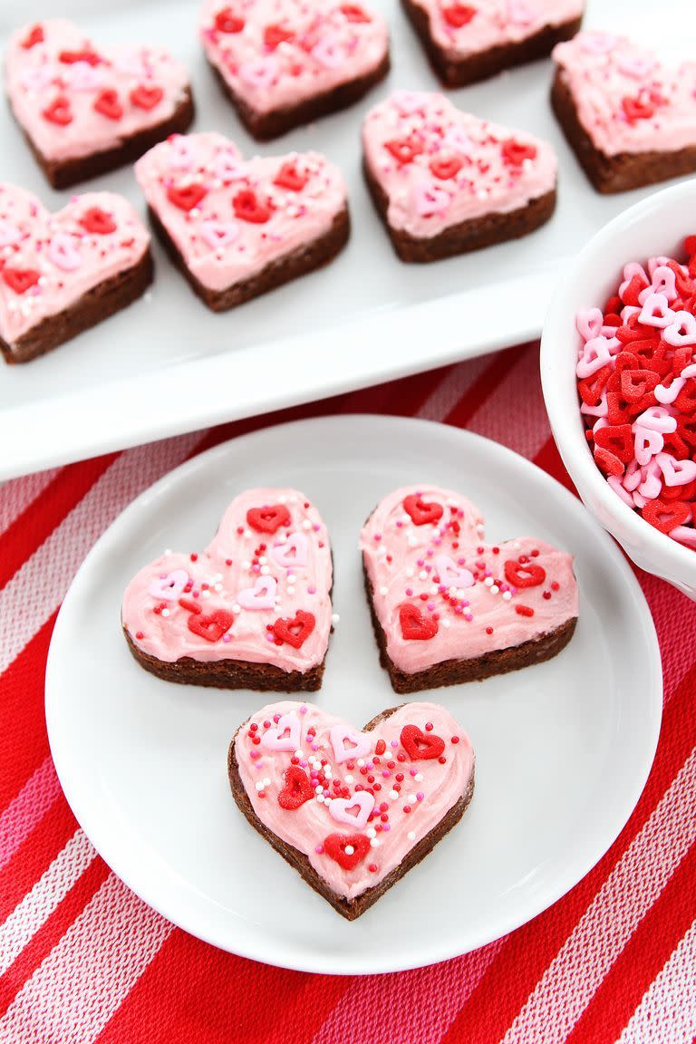 chocolate sugar cookie hearts valentines day desserts