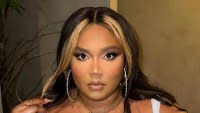 lizzo-eyelash-curler