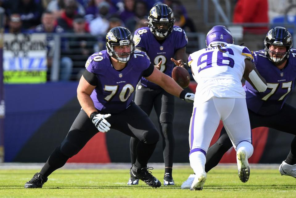 Ravens guard Kevin Zeitler