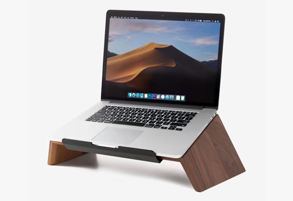 RR_Best_Gifts_for_Men_laptop_stand