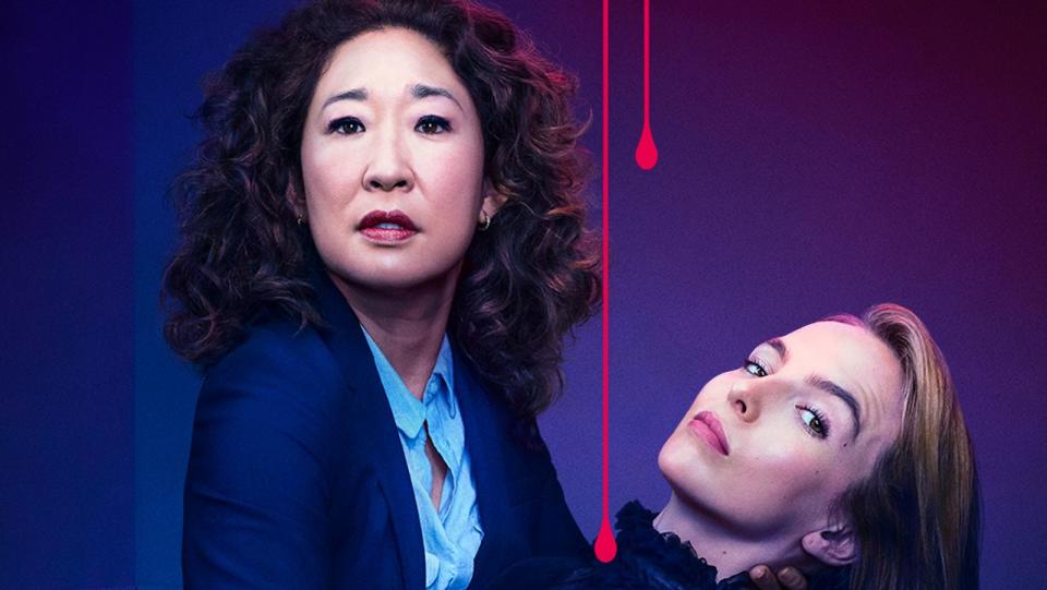 "Killing Eve" lässt sich nicht nur als "Eve töten" übersetzen, sondern auch als "tötende Eve". Jeder Ausgang scheint möglich in diesem fesselnden, zeitweise ziemlich brutalen Duell zwischen MI5 Agentin Eve (Sandra Oh) und die Killerin Villanelle (Jodie Comer), die aufeinander genauso faszinierend wirken wie auf das Publikum. Serien-Fans mussten sich 2022 trotzdem mit dem Ende der Serie nach Staffel vier anfreunden. (Bild: Starzplay)