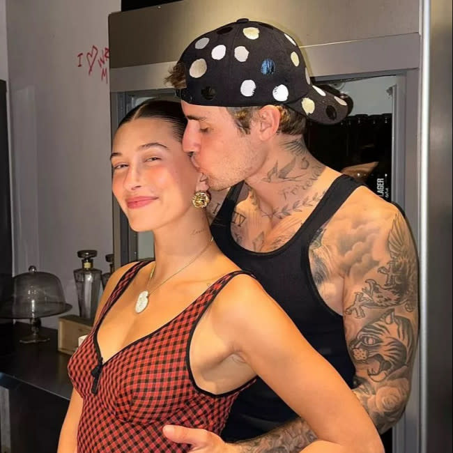 La esposa de Justin Bieber, Hailey, desmiente los rumores sobre su matrimonio credit:Bang Showbiz