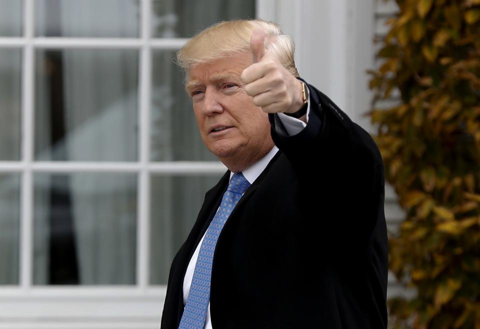 President-elect Donald Trump gives the thumbs up as he arrives at the Trump National Golf Club Bedminster clubhouse on Nov. 20, 2016 in Bedminster, N.J.. (Photo: Carolyn Kaster/AP)