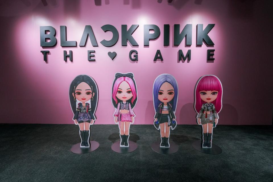 《BLACKPINK THE GAME》全球首間實體店登陸銅鑼灣！BLINKS必去，入手全球首賣抱枕周邊＋黑粉紅影相位