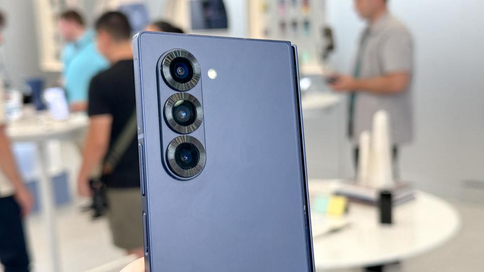 Samsung Galaxy Z Fold 6 cameras